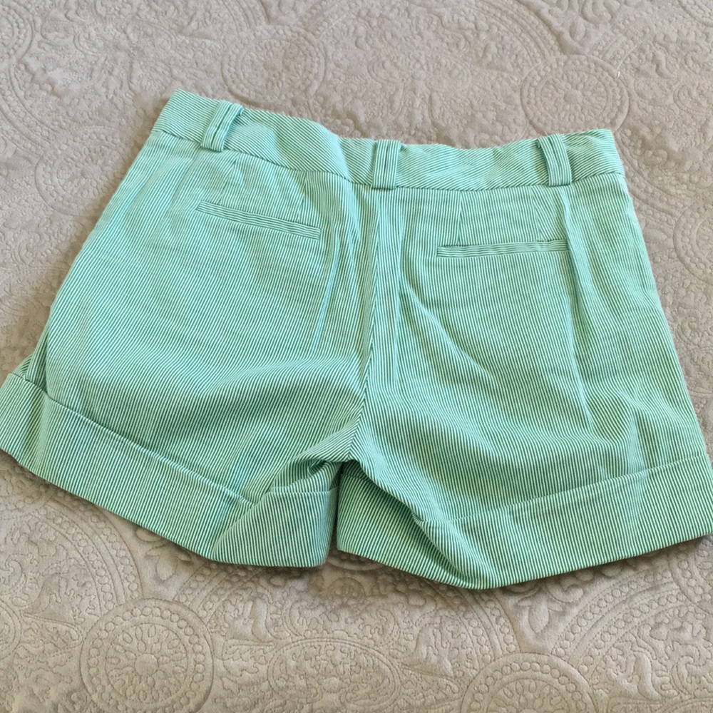 🦋Women’s shorts🦋 - Picture 2 of 2